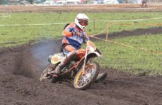 1100 Snelste vintagerijder Lubert Lenselink geeft de SWM de sporen