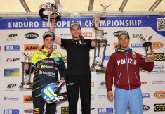 scratch-podium-battig-macoritto-micheluz