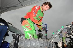 Alessandro_Battig_change_tyres