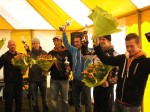 Top drie met de winnaars in het midden en Bosmans_Swanenberg links